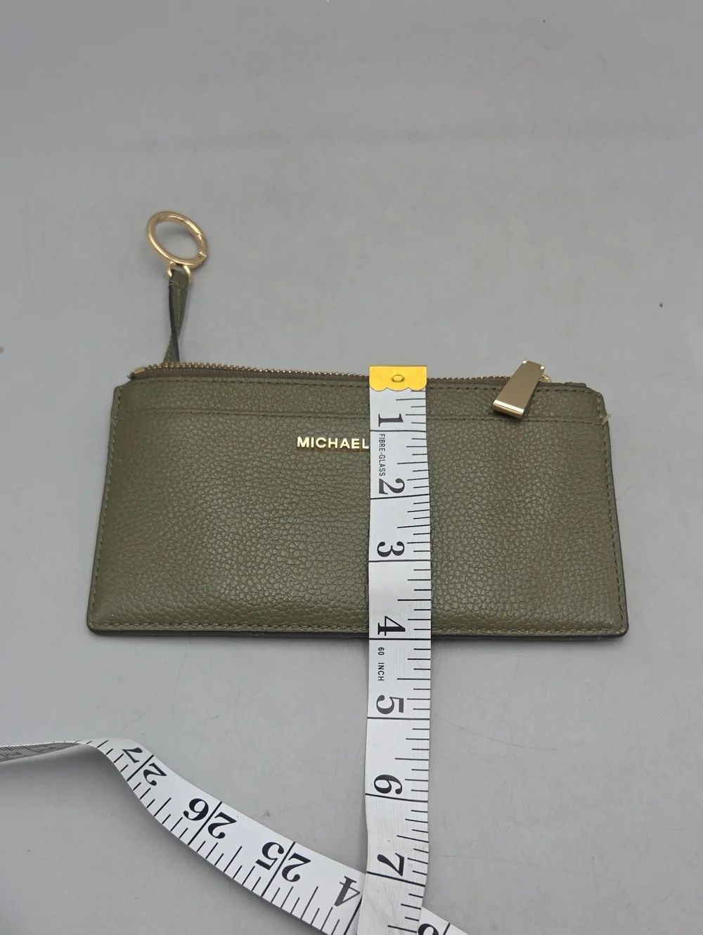 Michael Kors Olive Green Leather Card Slot Wallet Gold Tone Zip EUC